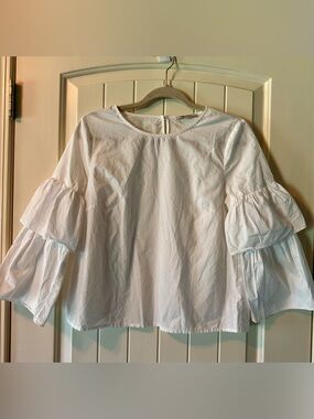 Madewell Crisp White Tiered Ruffle Sleeve Blouse. NWOT 100%Cotton